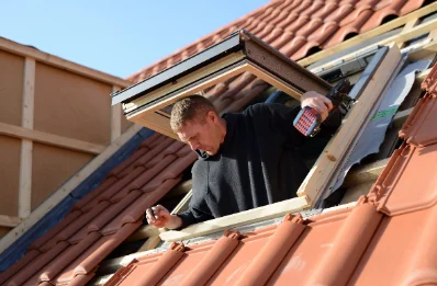 Pose de fenêtres de toit Velux à Sémalens